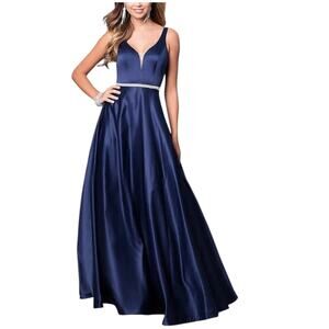 Dancing Queen Formal Evening Ball Gown Womens Medium Blue Wedding Party Prom